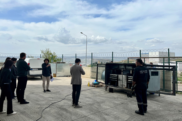 Alas Fire - Karsan Yetkililerinden ADC Makine’ye Ziyaret, Araç Yangın Söndürme Sistemleri Yerinde İncelendi